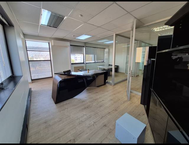 382M² OFFICE TO LET IN RIVONIA